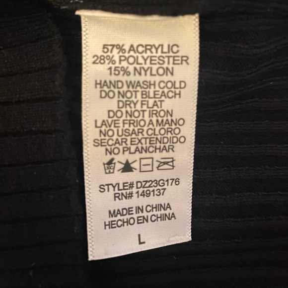 Ribbed Collared Button Front Long Sleeve Top - Picture 2 of 2